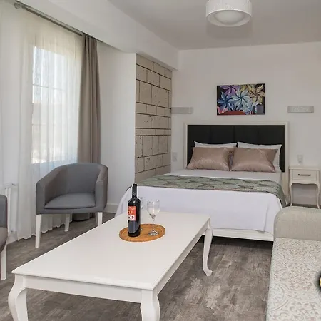 Ersin Hotel 3*