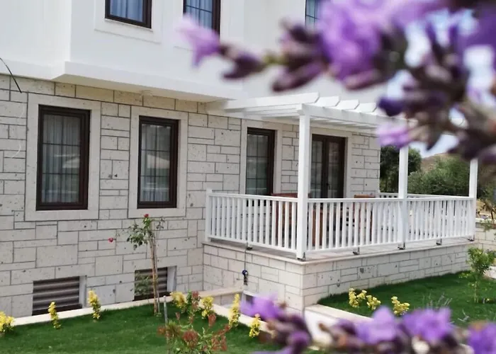 Ersin 3* بوزجادا